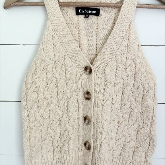 En Saison beige knitted tank sweater with button down front - Picture 3 of 5